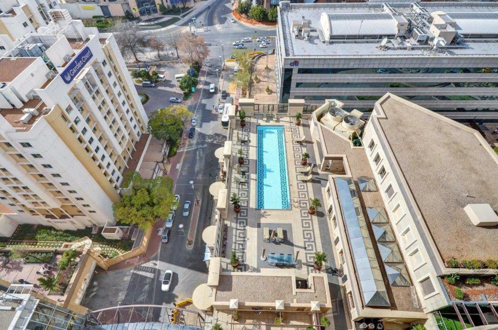 Hotel The Michelangelo Towers Sandton Esterno foto